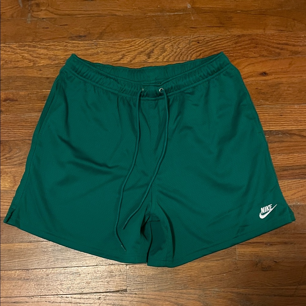 Nike Men's Green Athletic Shorts